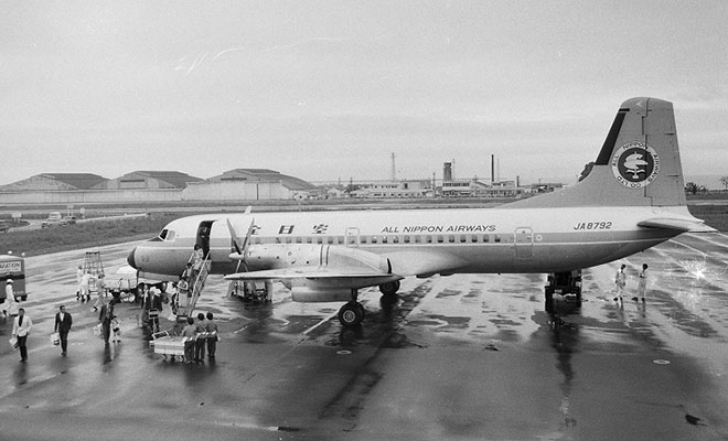 大村空港の飛行機